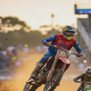 Dean Wilson règne à Adelaide : double titre et victoire finale